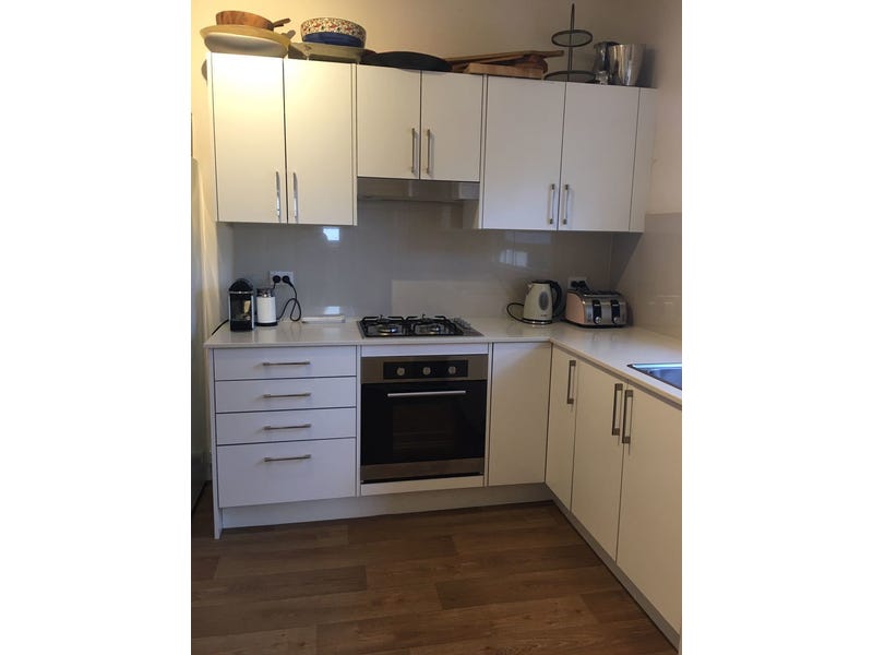 Broken Lease – Large 2 4