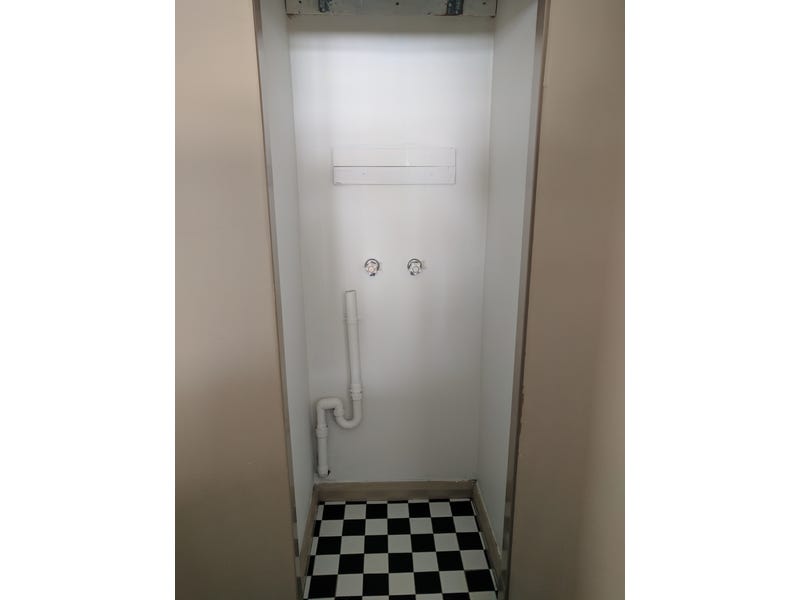 Luxury 1 Bed Apartment with 8