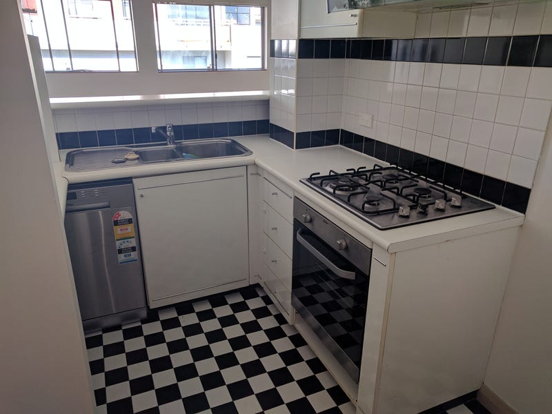 Luxury 1 Bed Apartment with 14