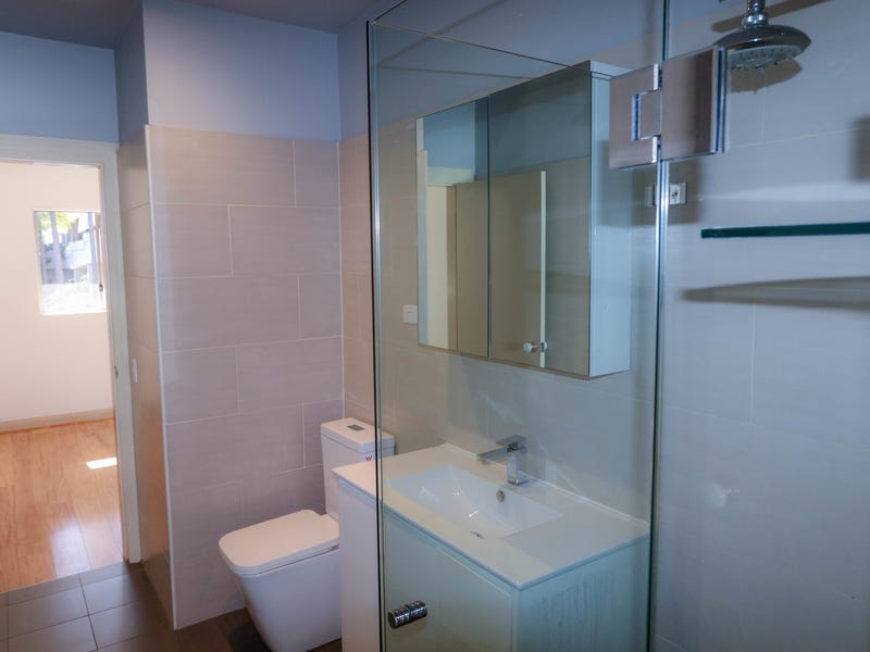 Luxury 1 Bed Apartment with 22