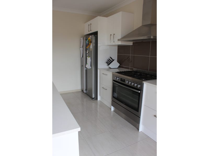 Family home within the beautiful surounds of North Harbour