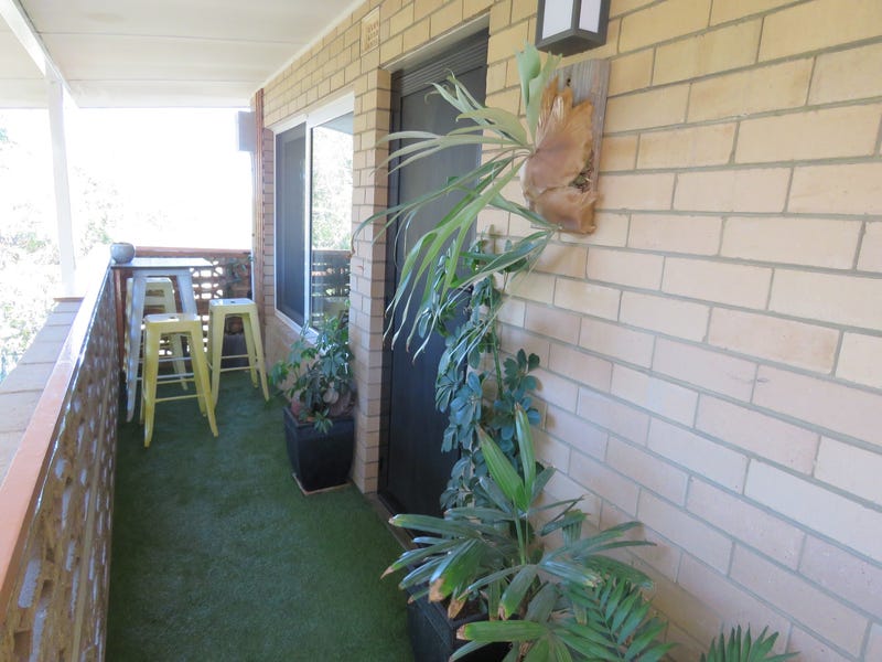 Secluded, beautifully renovated large one 10