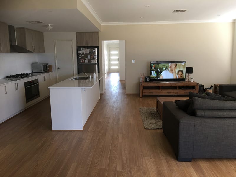 Great 4×2 Family Home – 6