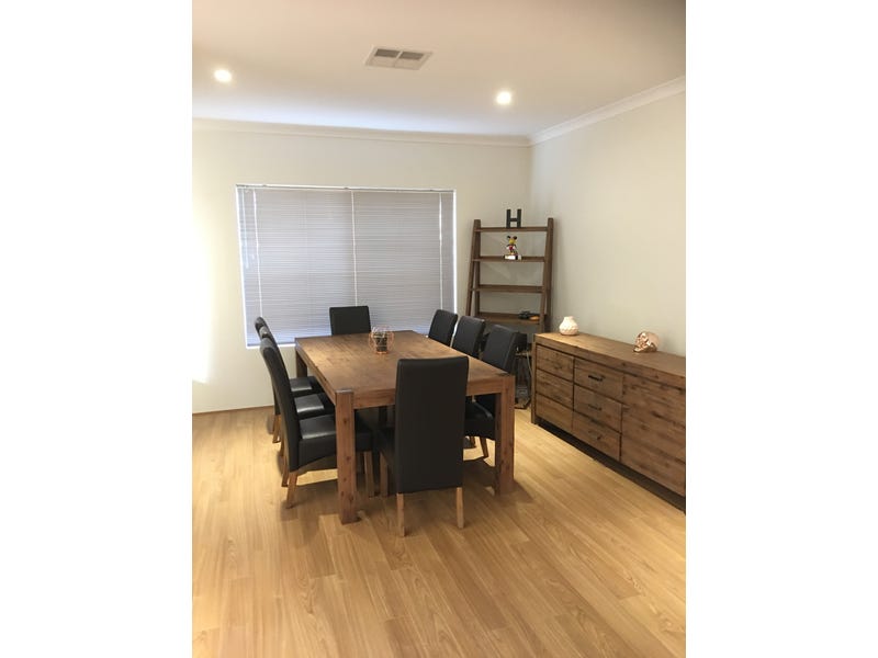 Great 4×2 Family Home – 8