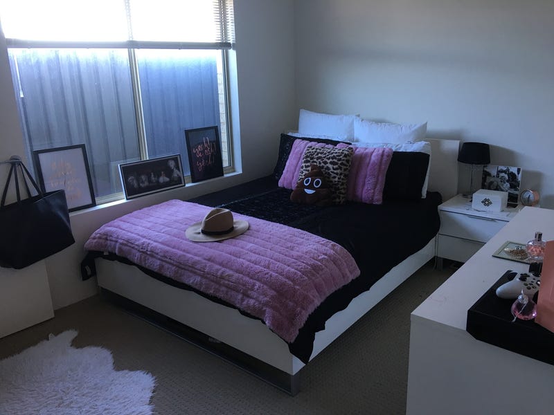 Great 4×2 Family Home – 9