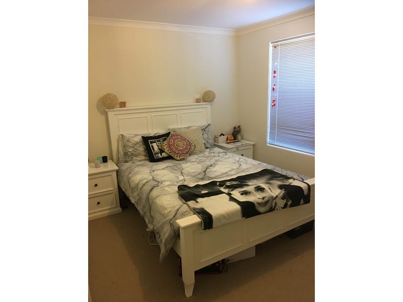 Great 4×2 Family Home – 10