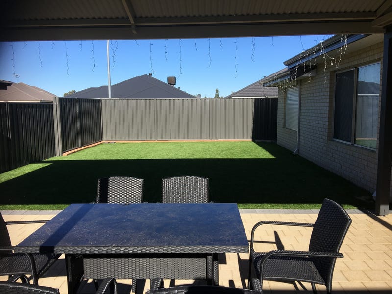 Great 4×2 Family Home – 14
