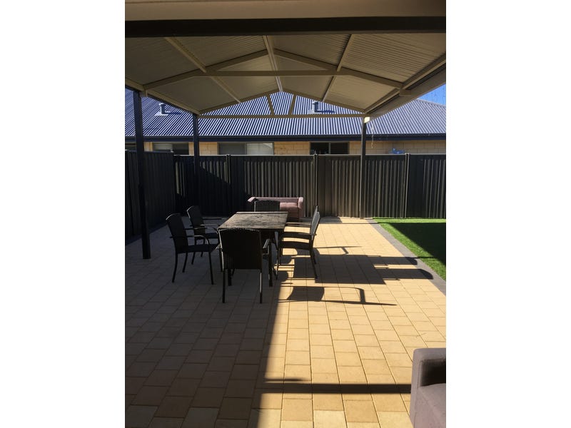 Great 4×2 Family Home – 15