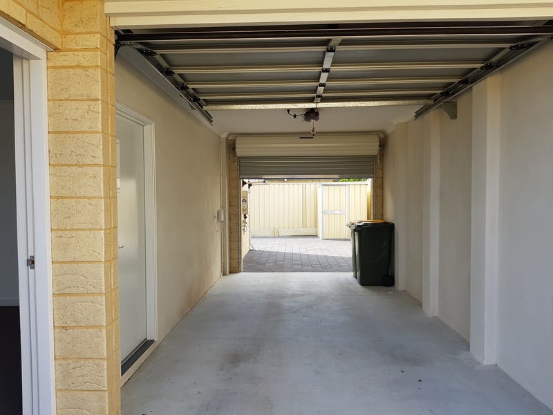 TOWNHOUSE, BE IMPRESSED, RECENTLY BUILT 7