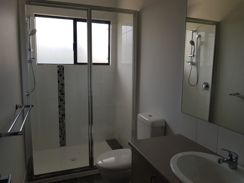 TOWNHOUSE, BE IMPRESSED, RECENTLY BUILT 10