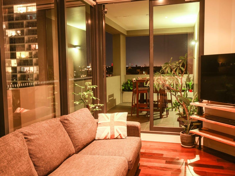 Luxury modern apartment, fully furnished, 5