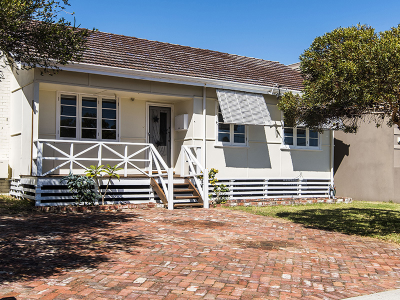 Neat 2 x 1 Weatherboard 2