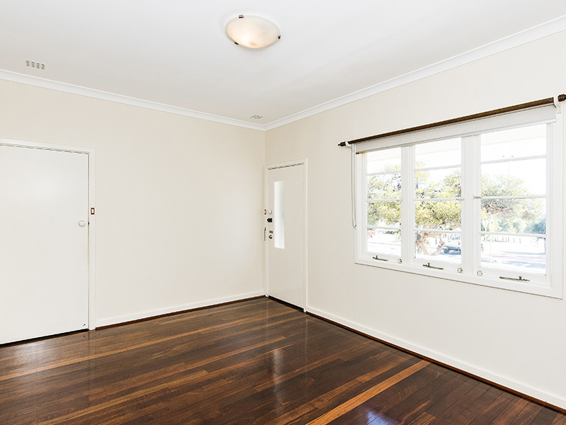Neat 2 x 1 Weatherboard 4