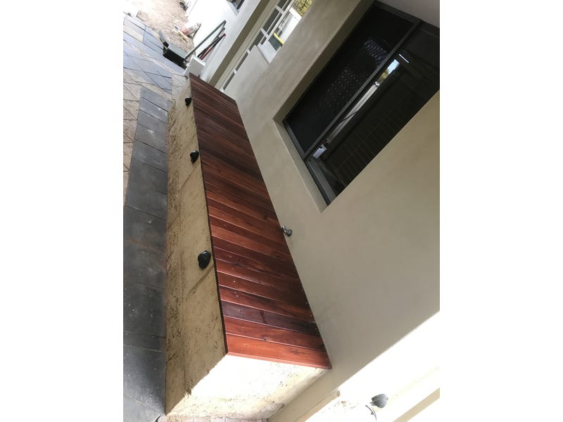 Awesome outdoor living Walking distance 9