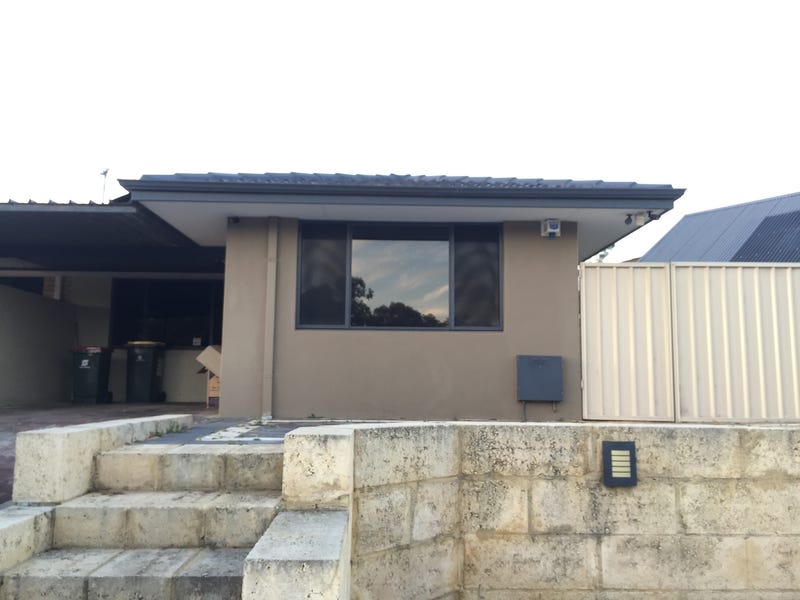 Awesome outdoor living Walking distance 13