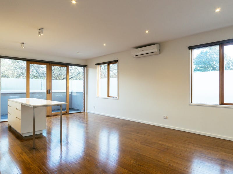 INSPECTIONS BY APPOINTMENT TO SUIT 6