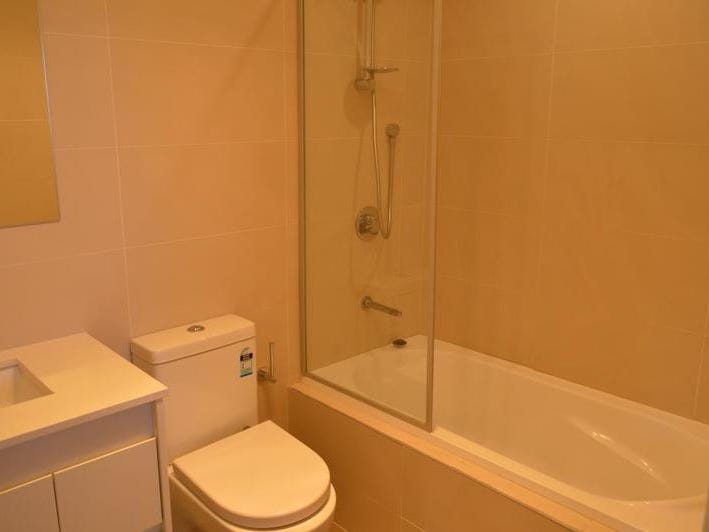 Brand New Modern 2 Bedroom 4