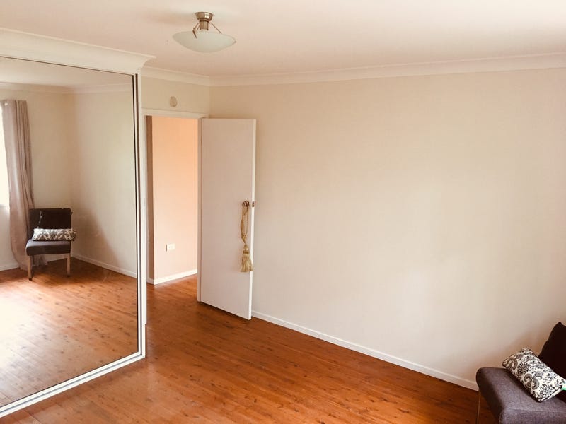 RENOVATED  PEACEFUL FAMILY HOME. 5
