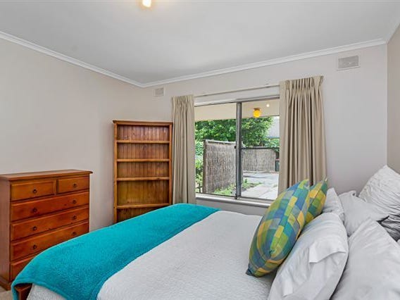 SINGLE STORY UNIT IN LEAFY COLLEGE PARK
