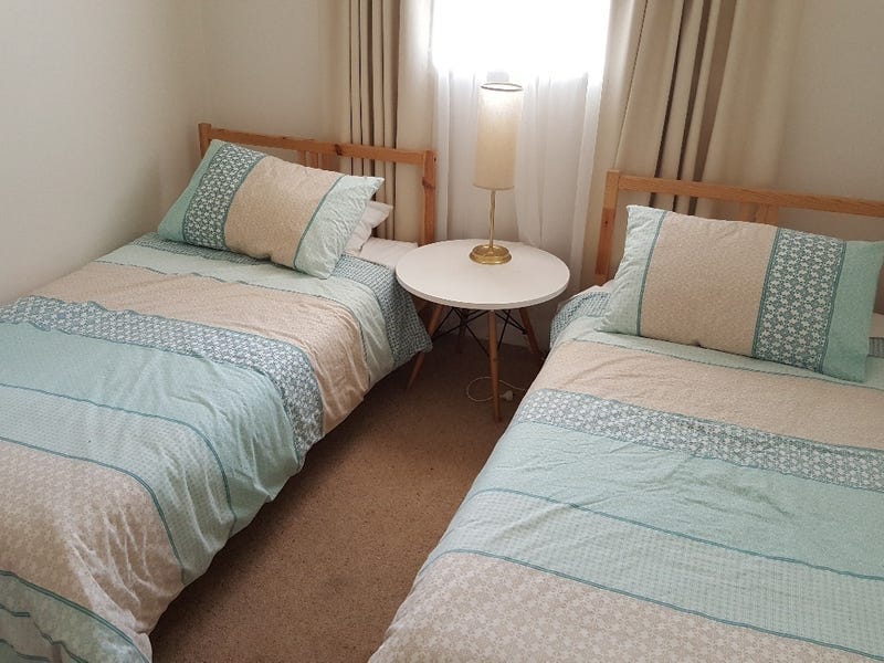 SINGLE STORY UNIT IN LEAFY 2