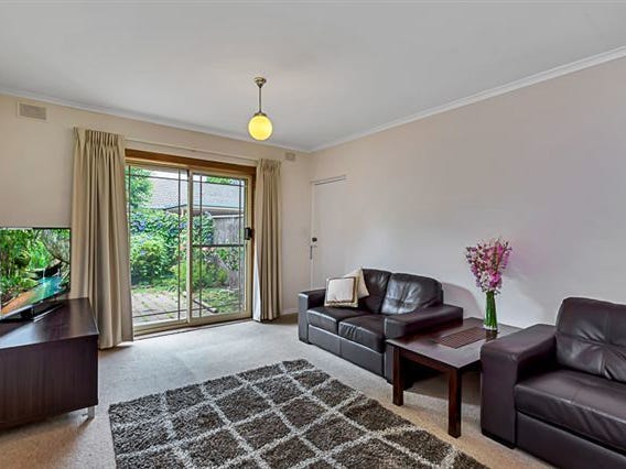 SINGLE STORY UNIT IN LEAFY 4