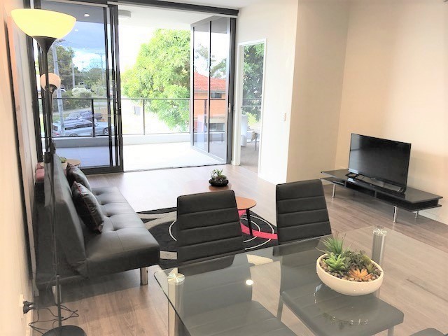 Modern Spacious Fully Furnished 2 5