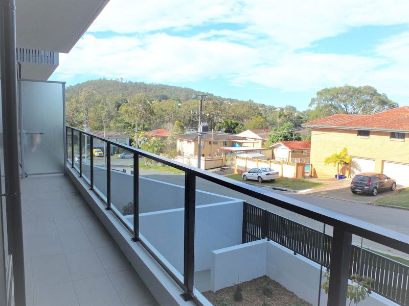 Modern Spacious Fully Furnished 2 11