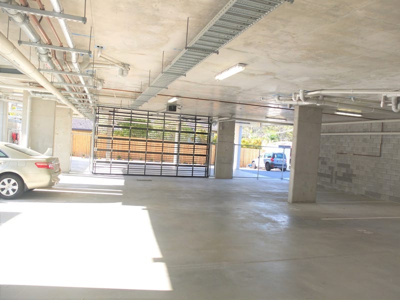 Modern Spacious Fully Furnished 2 13