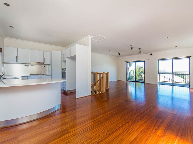 3 bed 2 bath with 3