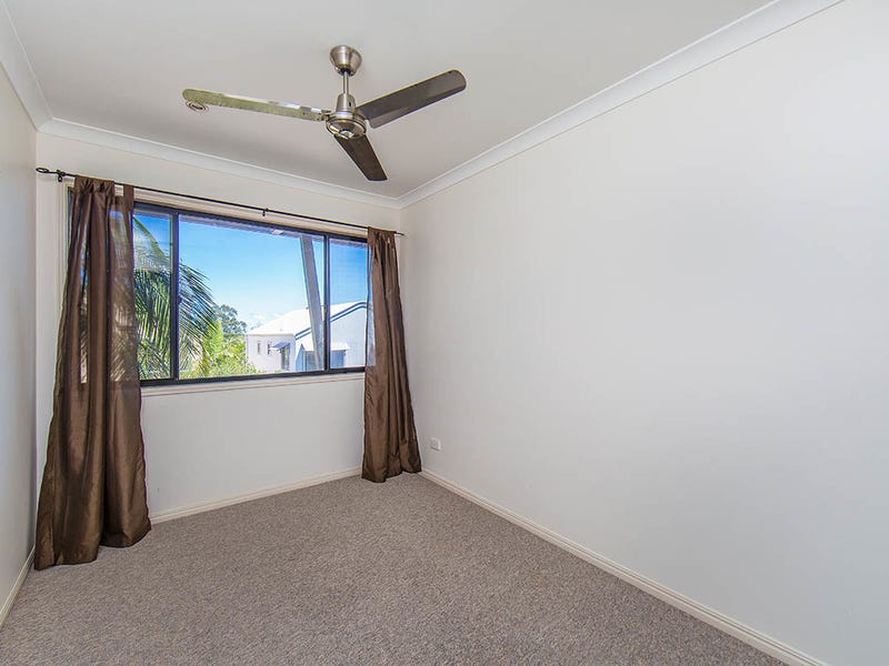 3 bed 2 bath with 8