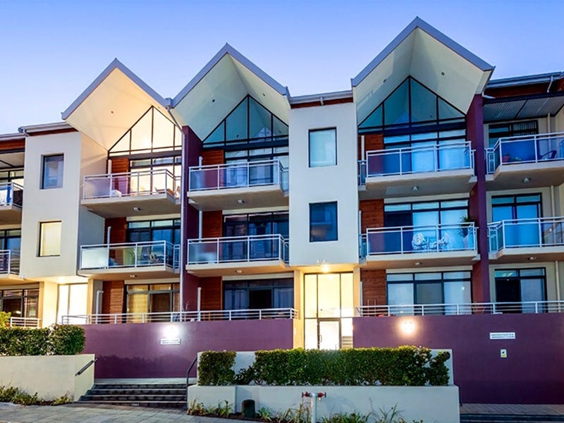 3 Bedroom / 2 Bathroom Exec Apartment.  Unfurnished. NOW UNDER APPLICATION.