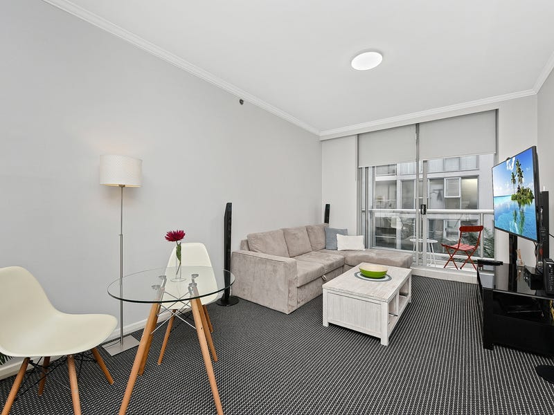 Generous central cbd apartment | 3