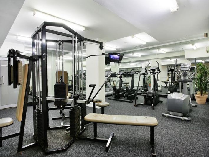 Generous central cbd apartment | 9
