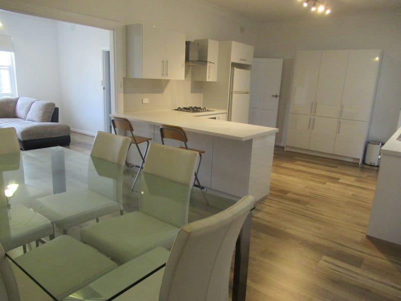 SHORT TERM LEASE 5 BEDROOM 4