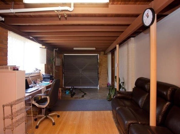 Perfectly situated 4 bedroom house 12