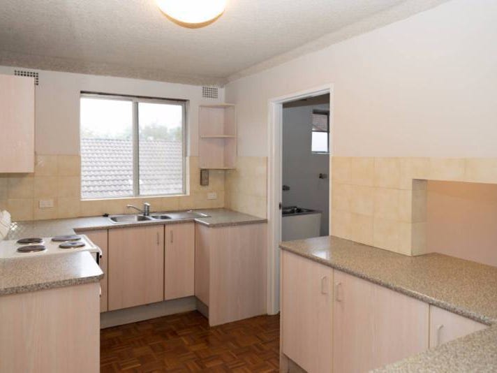 Huge 2 bedder next to 7
