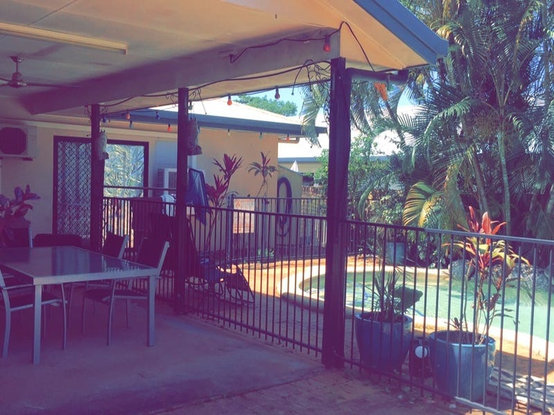 Tropical Family Home 4