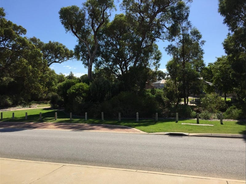 SPACIOUS FAMILY HOME – OPPOSITE 2