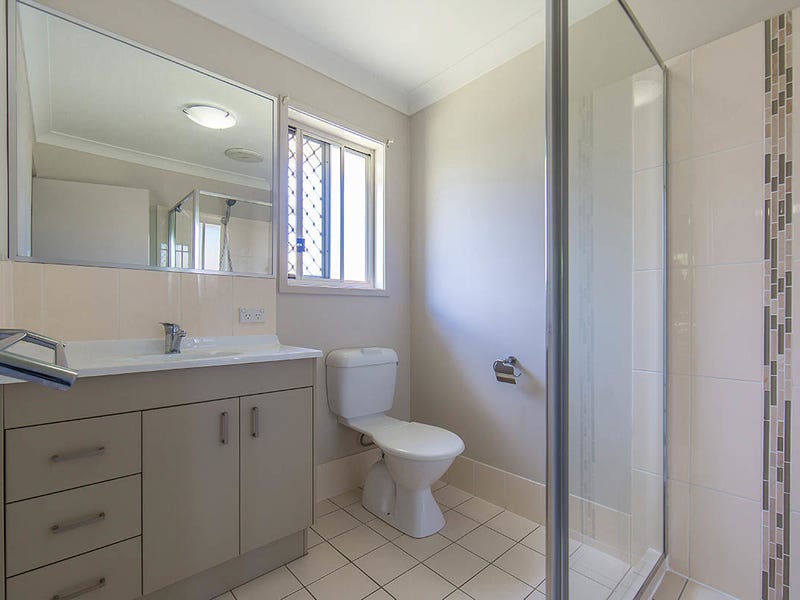 Pet Friendly! Close to Pumicestone 5