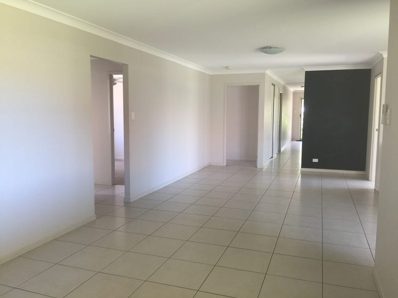 Pet Friendly! Close to Pumicestone 10
