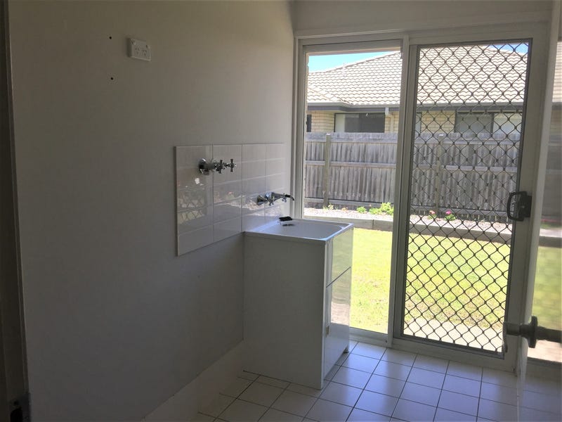 Pet Friendly! Close to Pumicestone 12