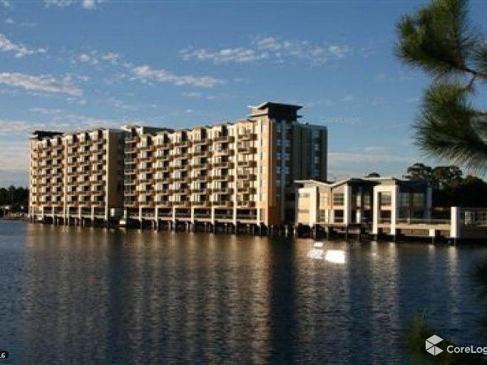 Bond University on your doorstep! 13
