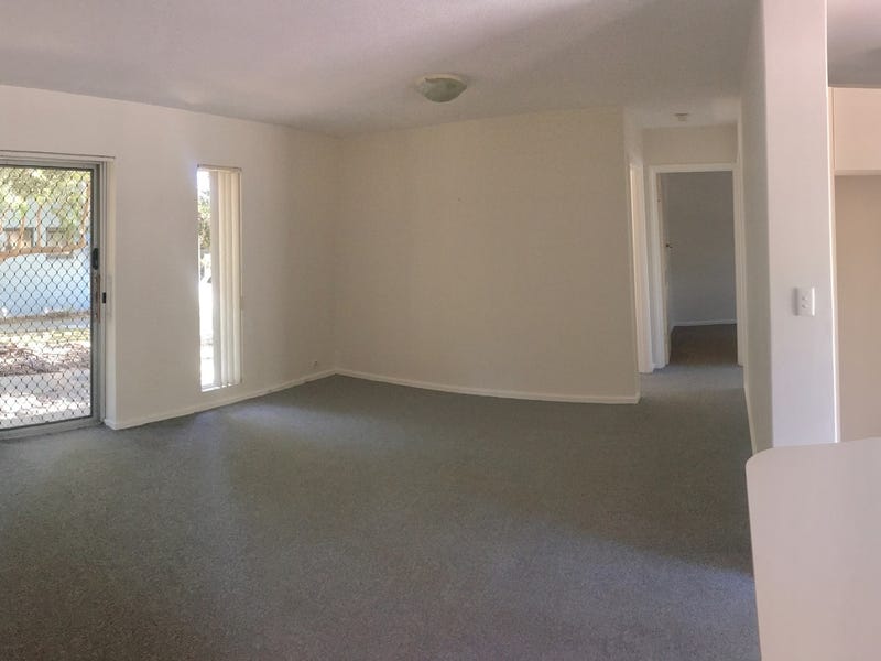 Light and Bright 2 Bedroom Unit