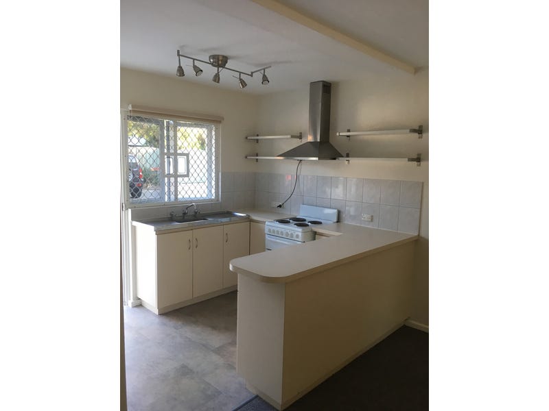 Light and Bright 2 Bedroom 6
