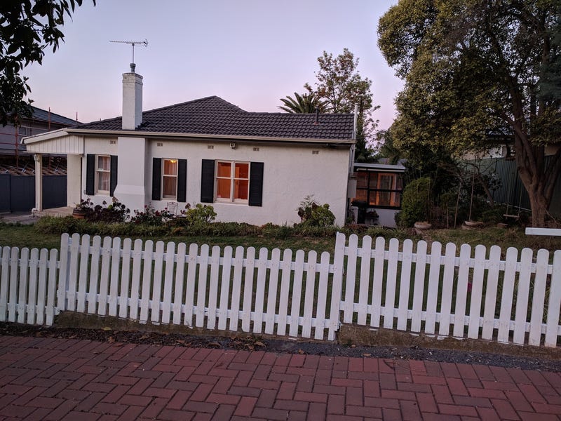 Lovely Eastern Suburbs family home- Available immediately! Tel 0417 870520