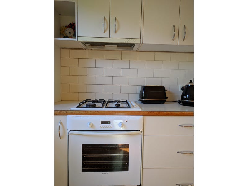 Lovely Eastern Suburbs family home- 7