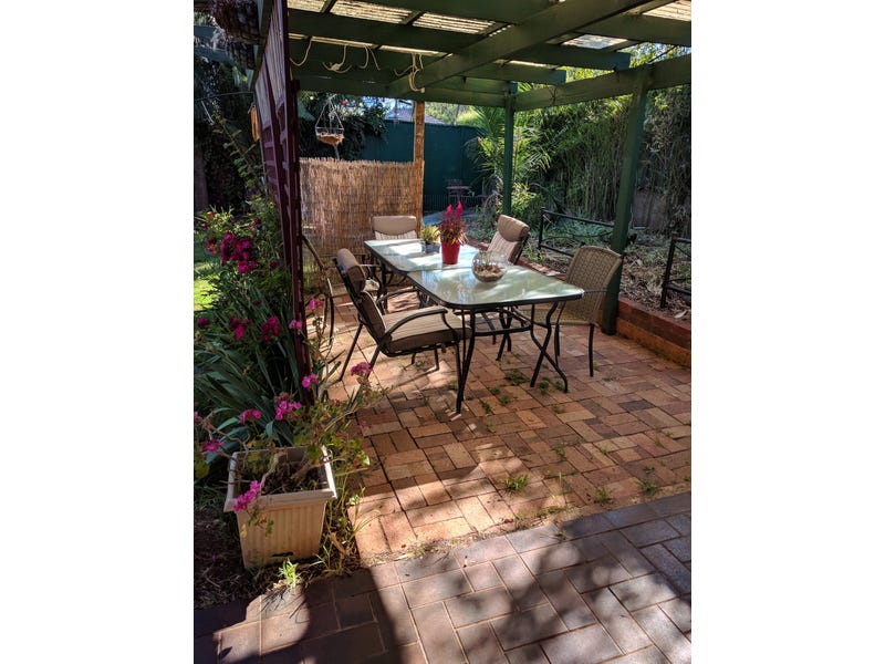 Lovely Eastern Suburbs family home- 13