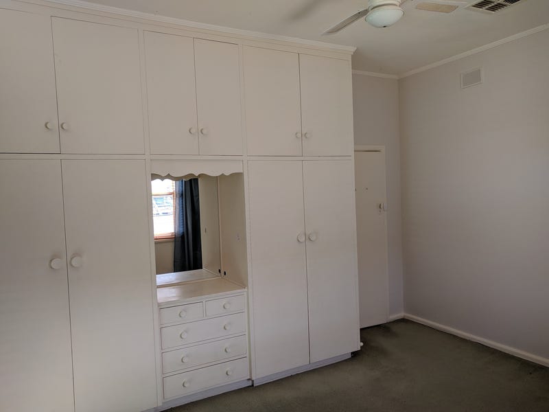 Lovely Eastern Suburbs family home- 15