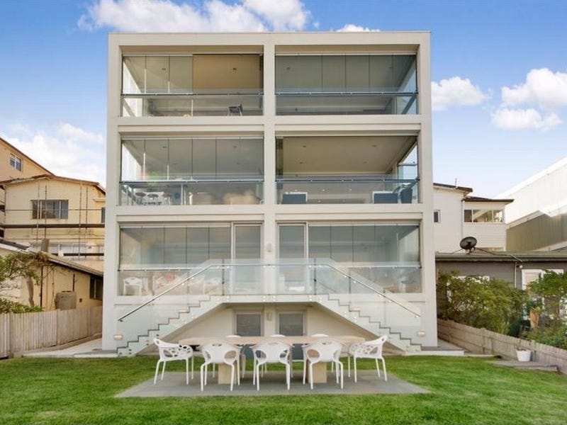 Absolute Ocean Front 5