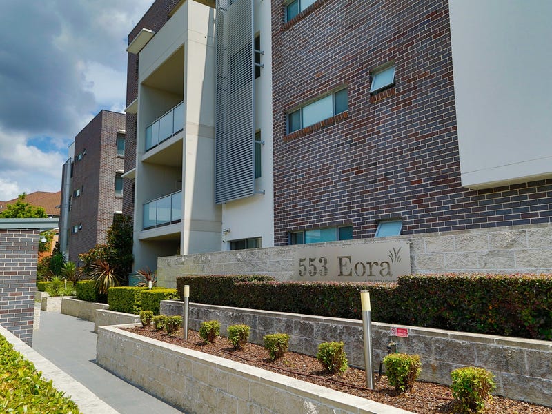 Modern oasis in convenient locale 2